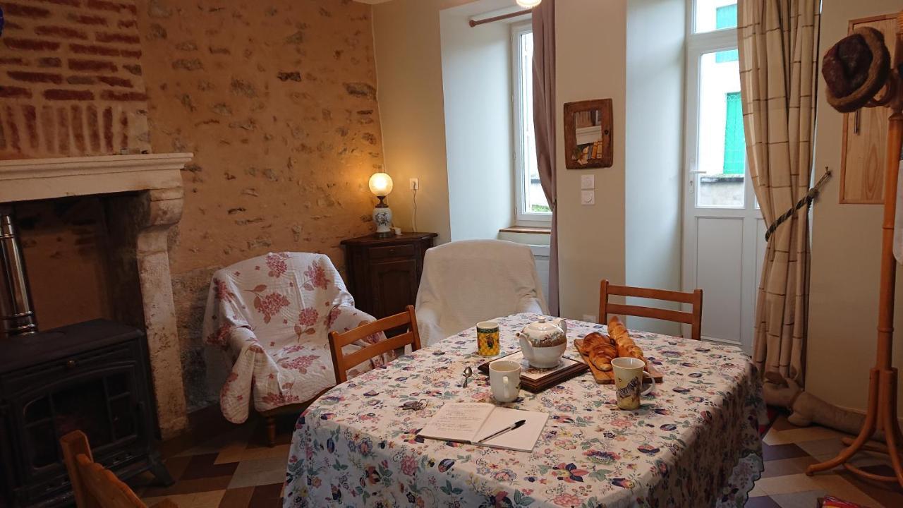 Le Gite Du Herisson, Gite De Charme Et De Confort Le Menoux Exterior photo
